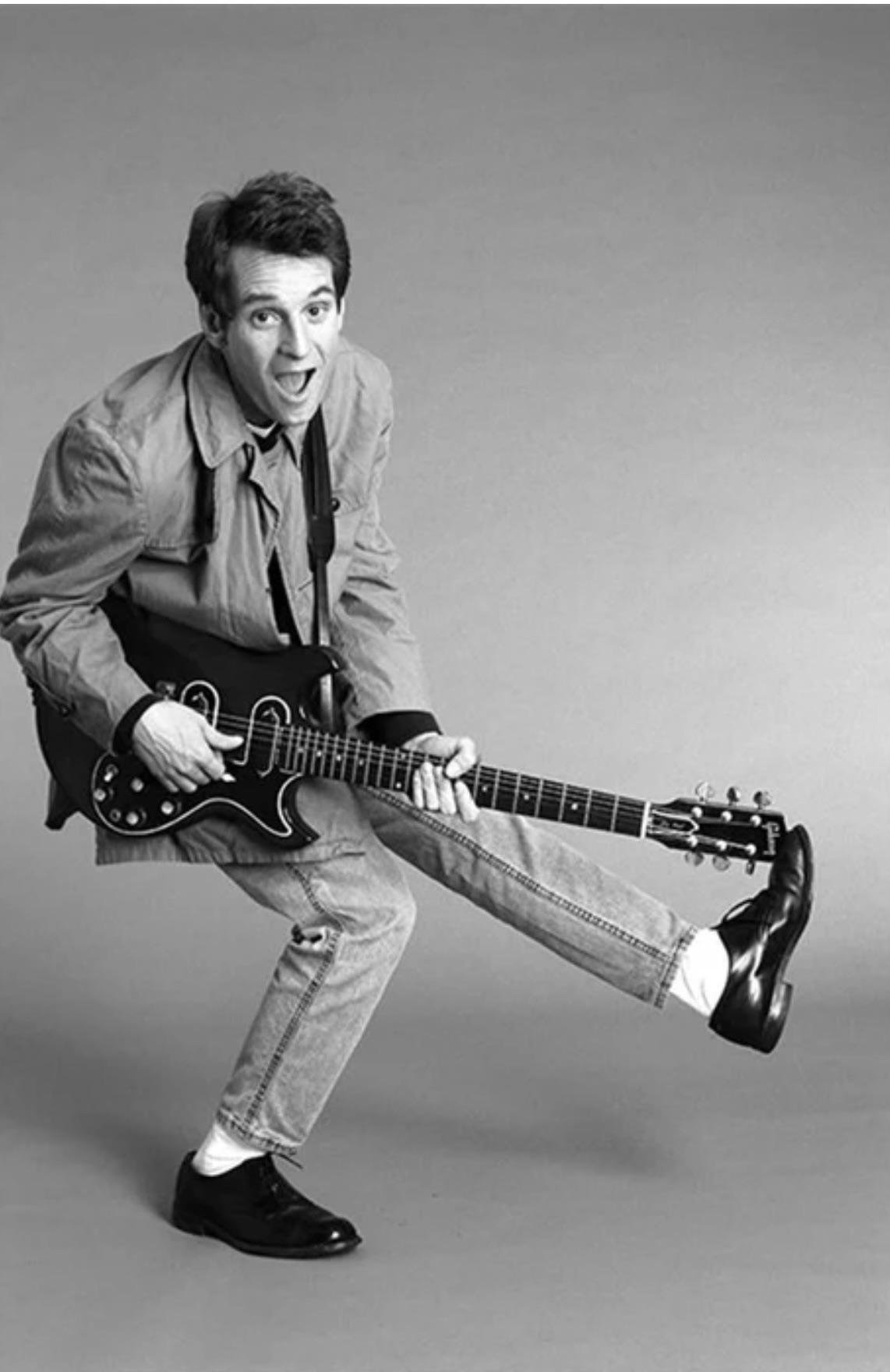 Alex Chilton in 1987. The frontman's playful side shining.